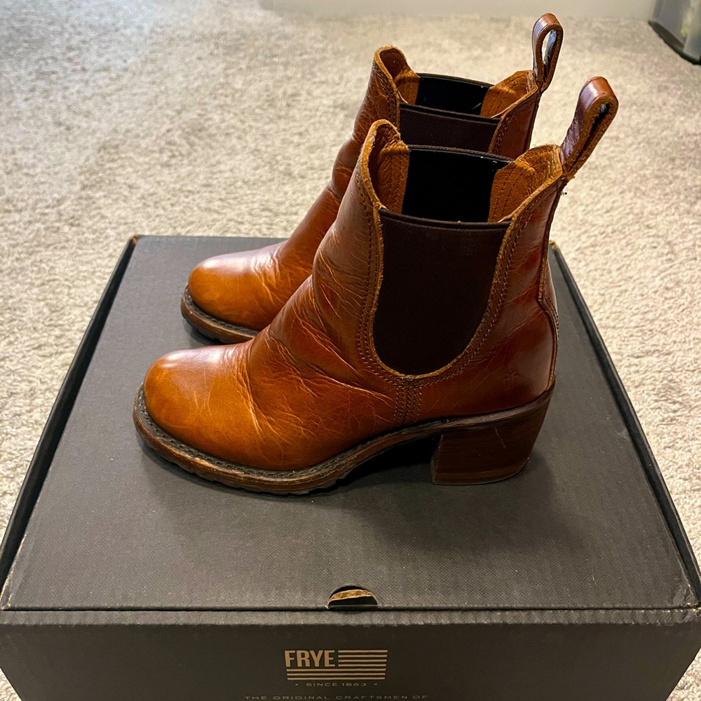 FRYE BOOTIES